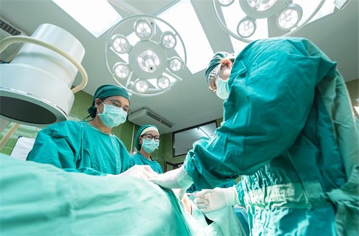 osimertinib hold for surgery